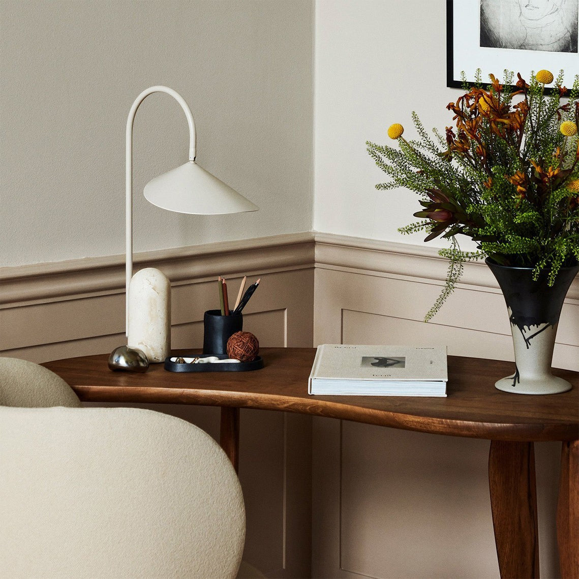 Marble Pill-Base Floating Petal Shade Table Lamp | Desk Sideboard
