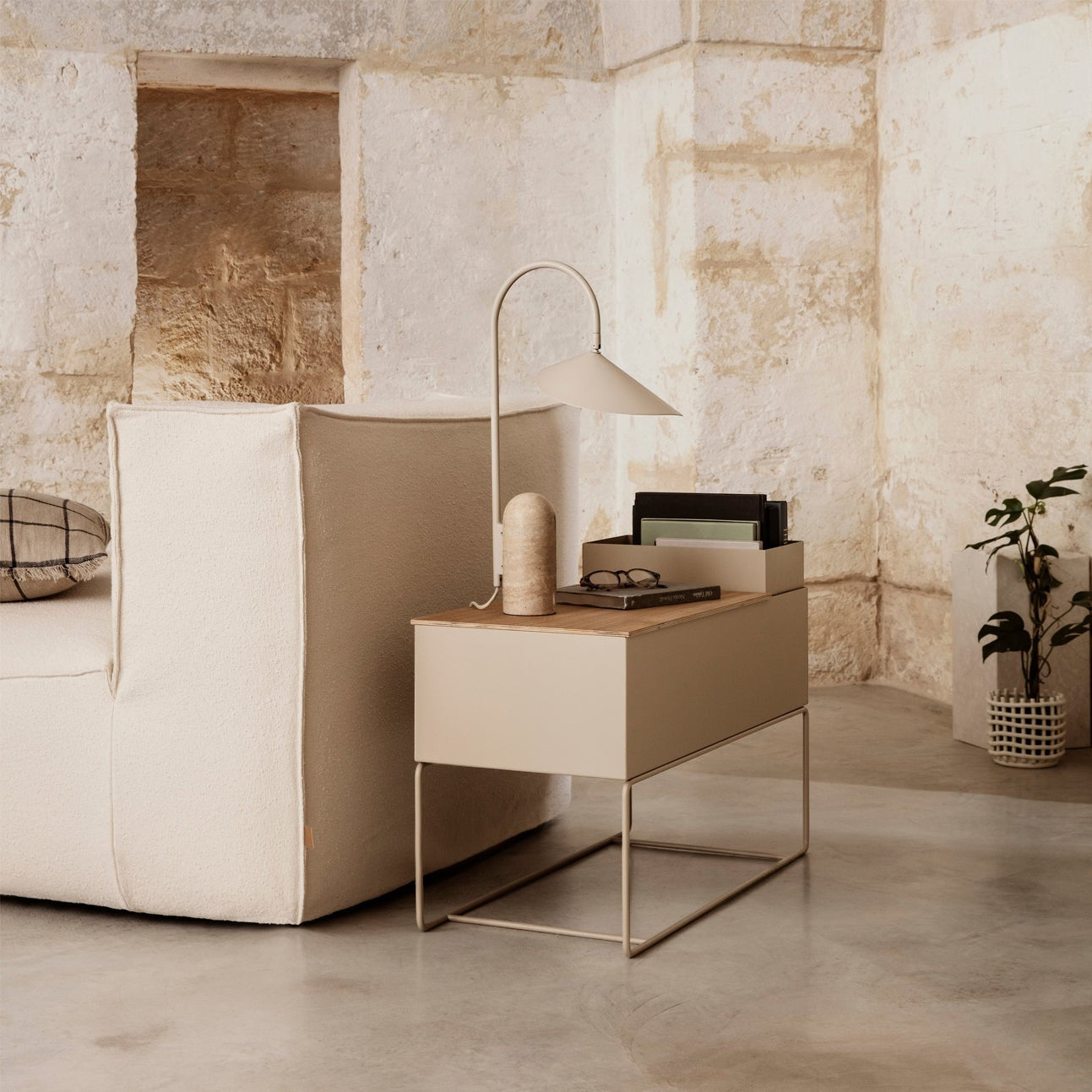 Marble Pill-Base Floating Petal Shade Table Lamp | Desk Sideboard