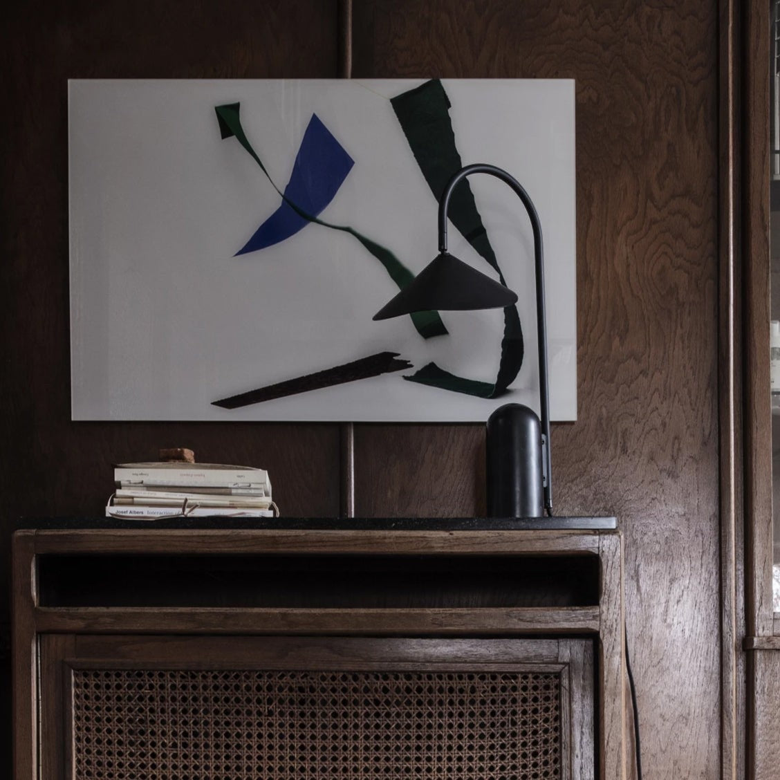 Marble Pill-Base Floating Petal Shade Table Lamp | Desk Sideboard