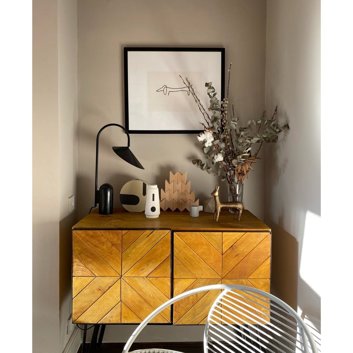 Marble Pill-Base Floating Petal Shade Table Lamp | Desk Sideboard