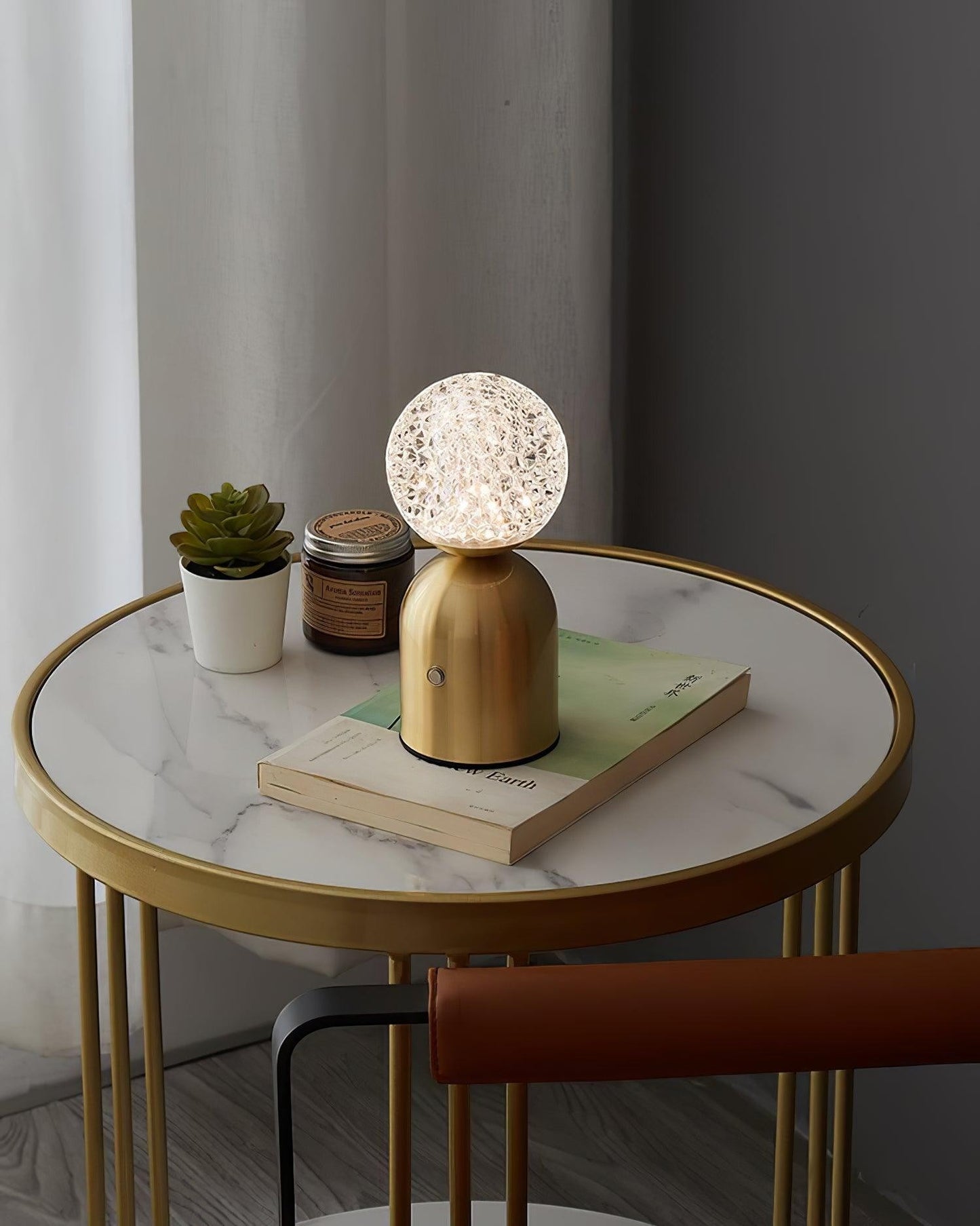 Diamond-Cut Optical Acrylic Built-In Battery Table Lamp | LED Art