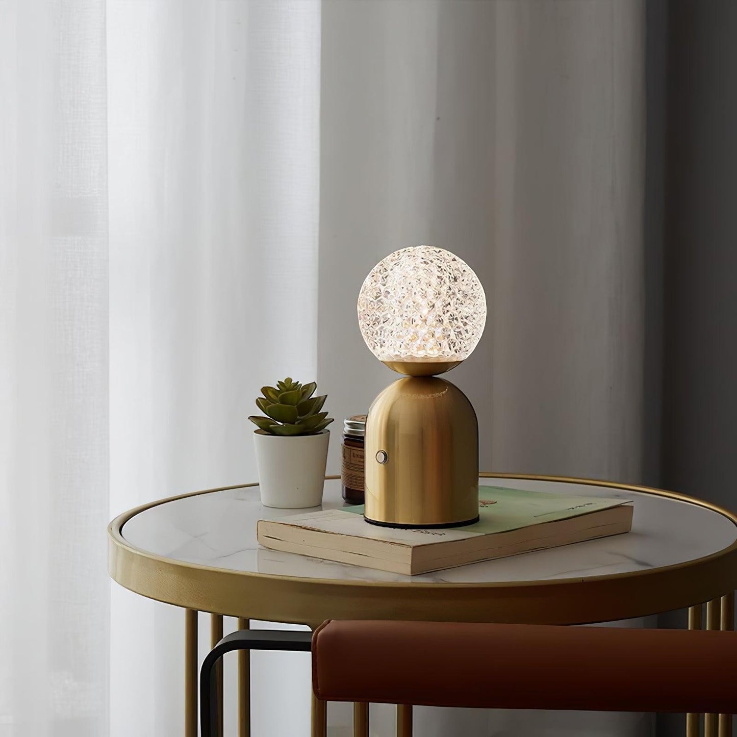 Diamond-Cut Optical Acrylic Built-In Battery Table Lamp | LED Art