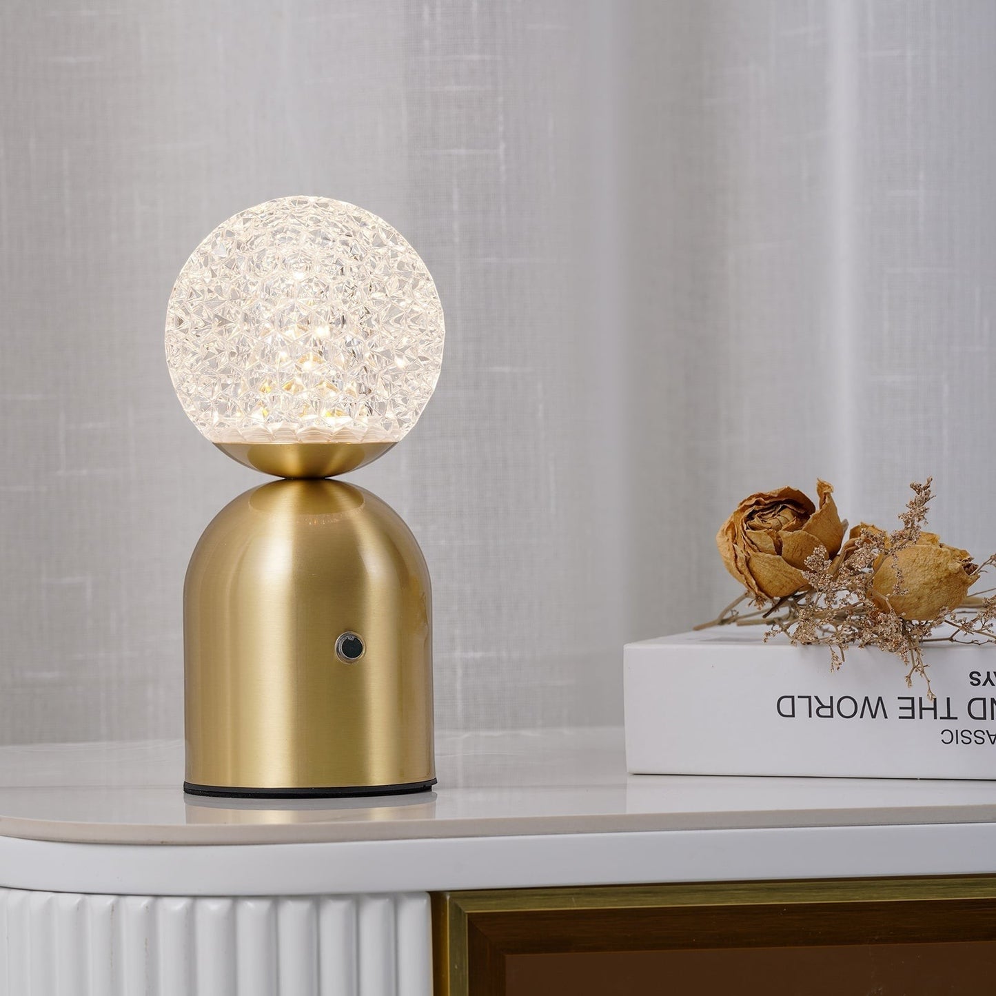 Diamond-Cut Optical Acrylic Built-In Battery Table Lamp | LED Art