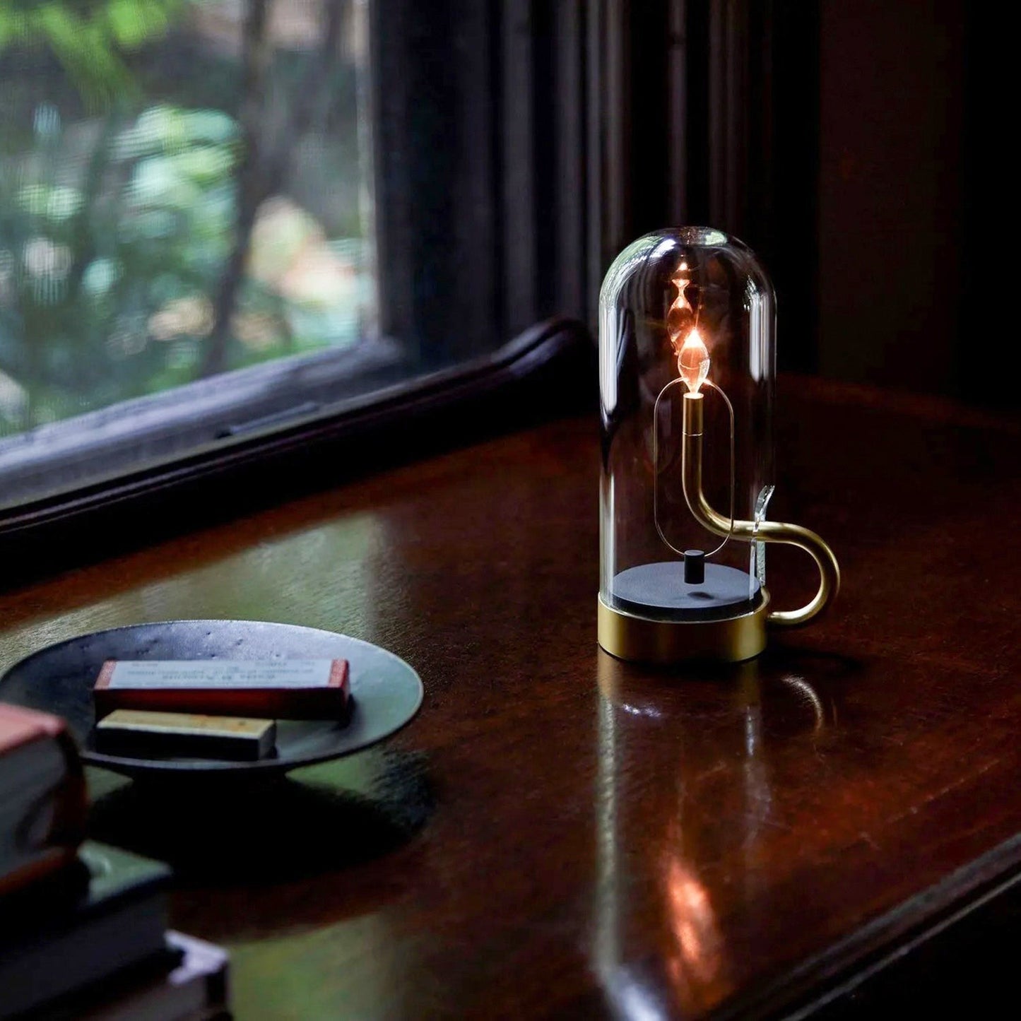 Chamberstick-Inspired Cordless Table Lamp | Rechargeable Retro LED