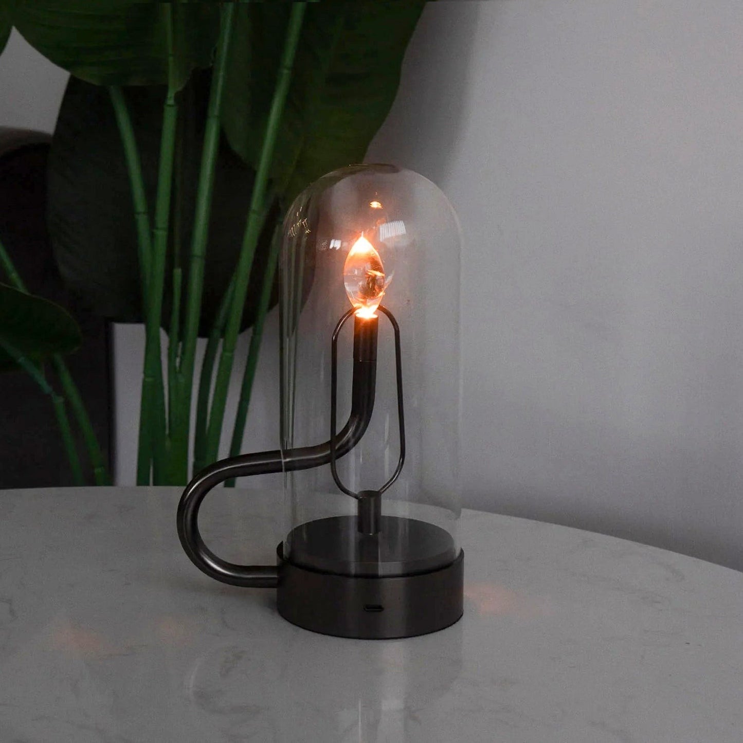 Chamberstick-Inspired Cordless Table Lamp | Rechargeable Retro LED