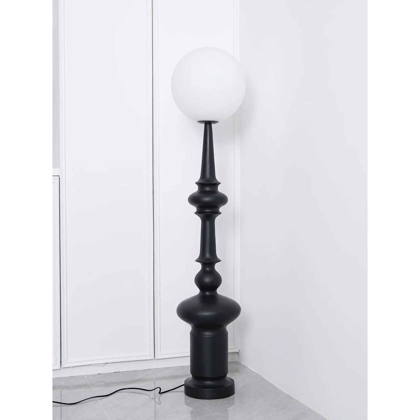 30cm Resin & Acrylic Floor Lamp | 140cm Black or White Modern E26
