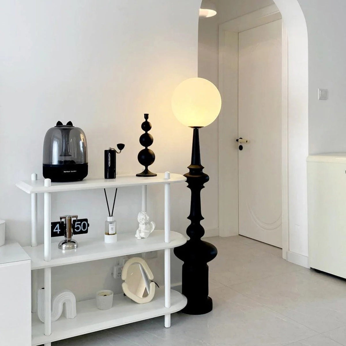 30cm Resin & Acrylic Floor Lamp | 140cm Black or White Modern E26